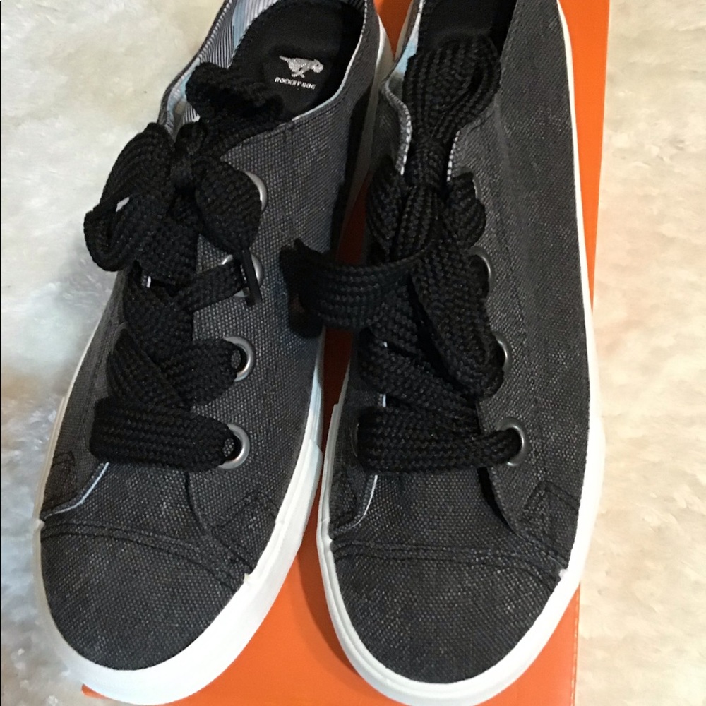 Women’s size 10 rocket dog new with tags shoes